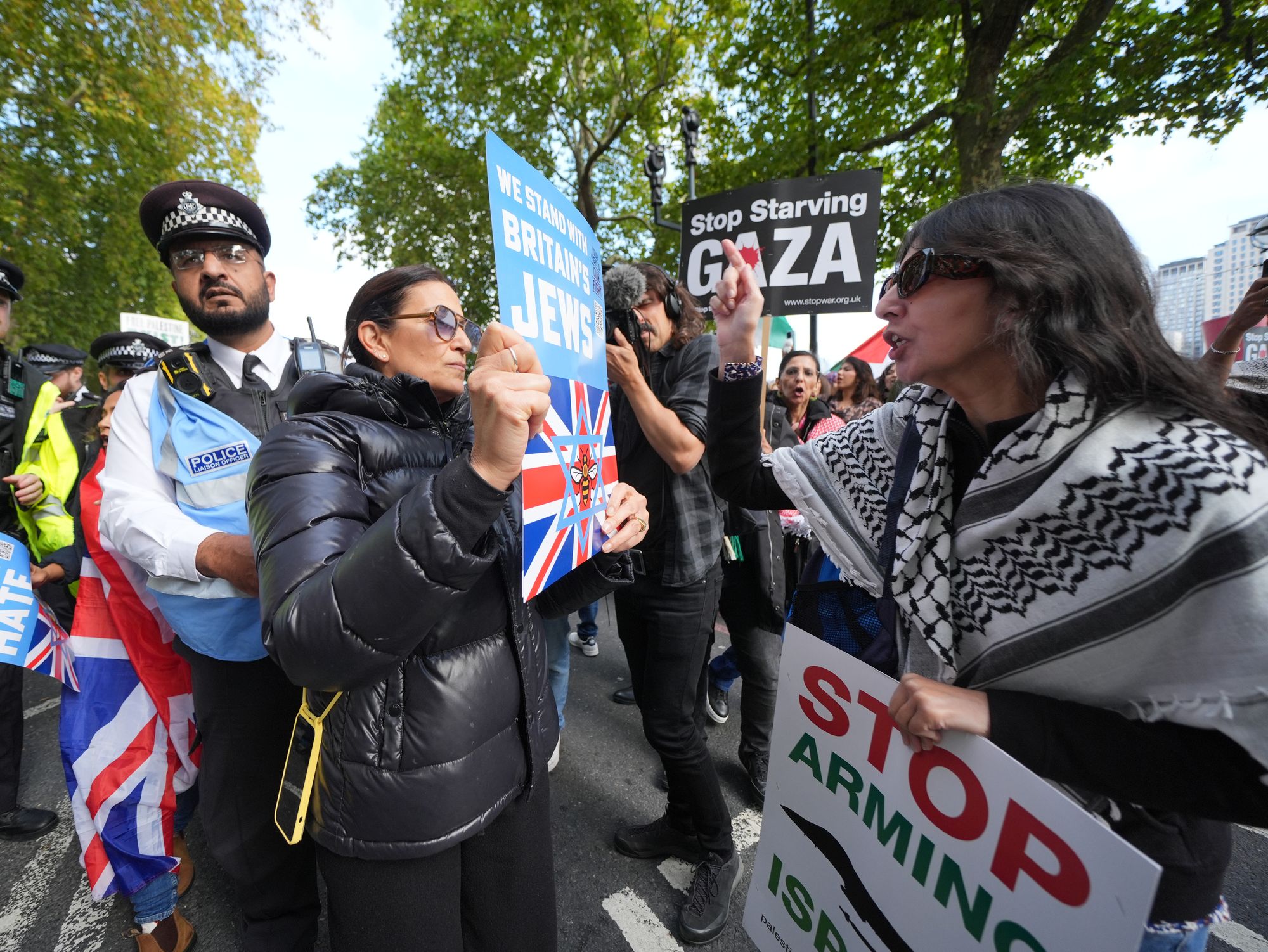 A counter-protester from Our Fight clashing with a pro-Palestine demonstrator