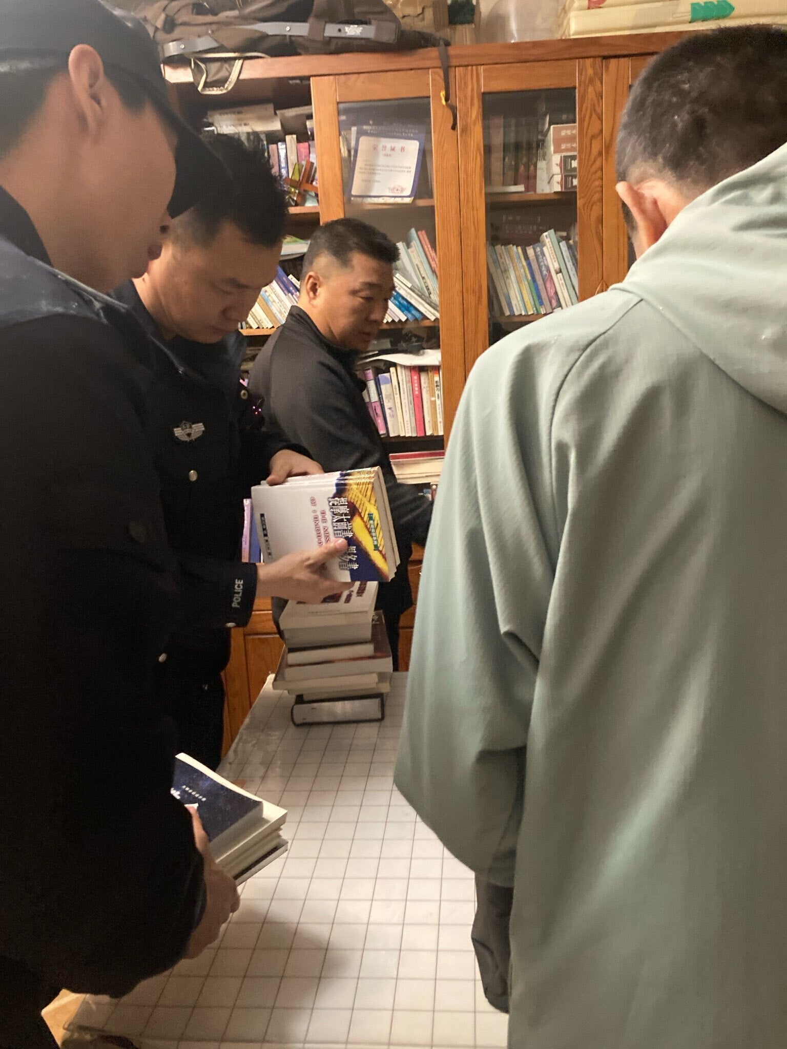 CHINA PASTOR DETENIDO