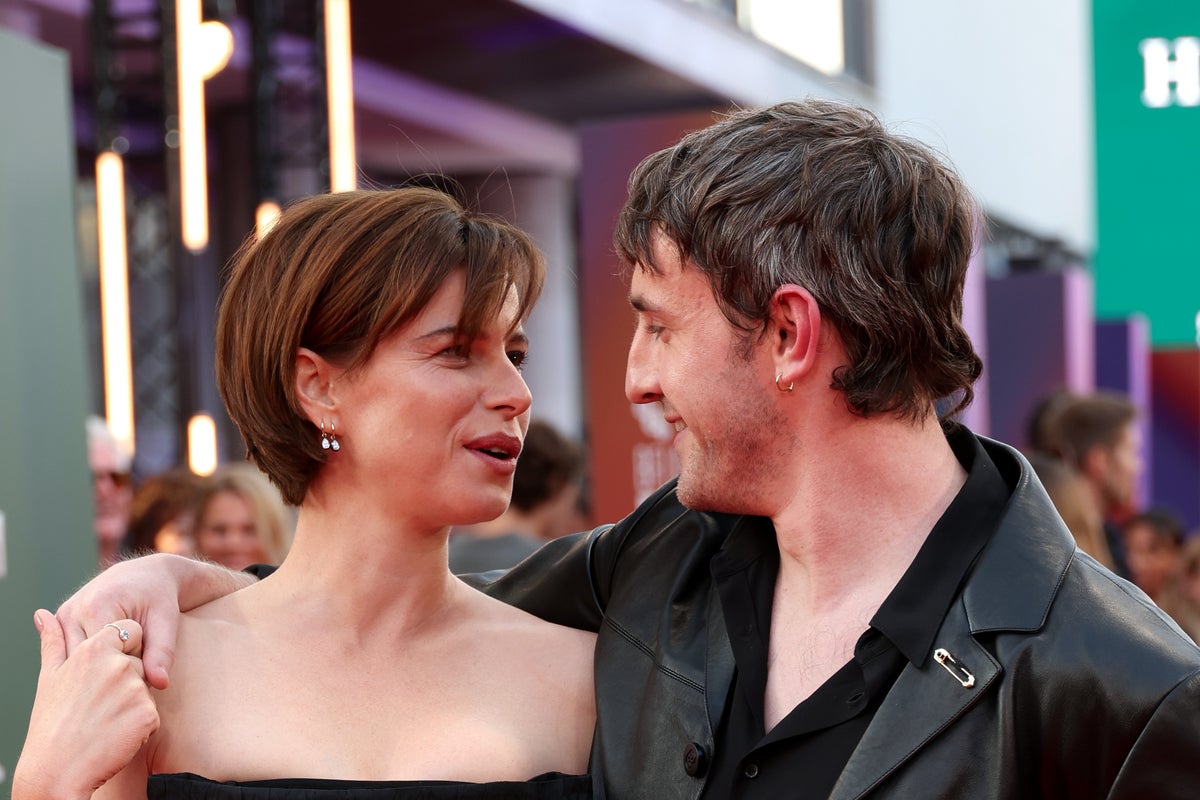 Paul Mescal makes bold Jessie Buckley declaration at Hamnet premiere