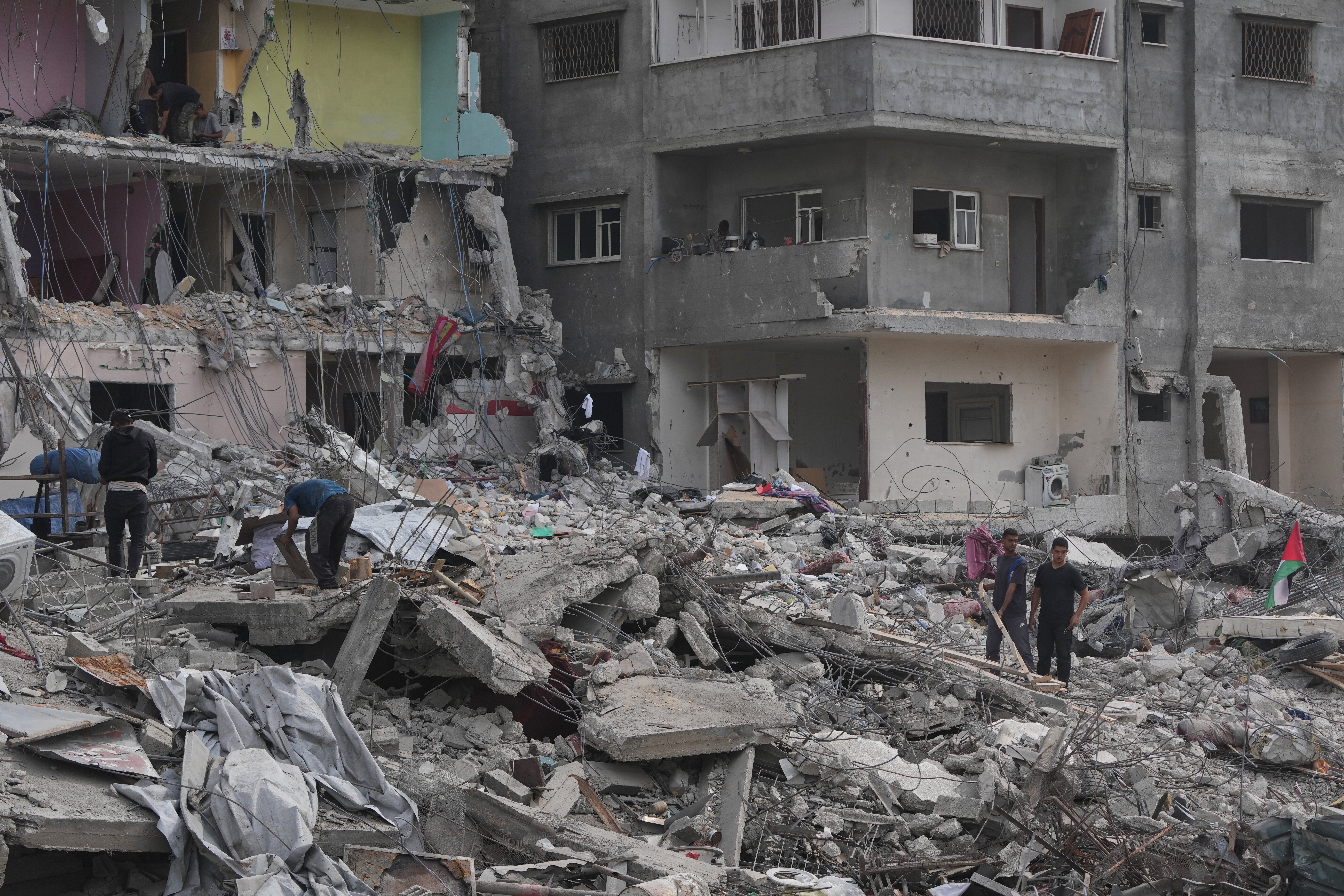 Palestinians have been returning to find their homes in ruins after two years of assaults by Israel