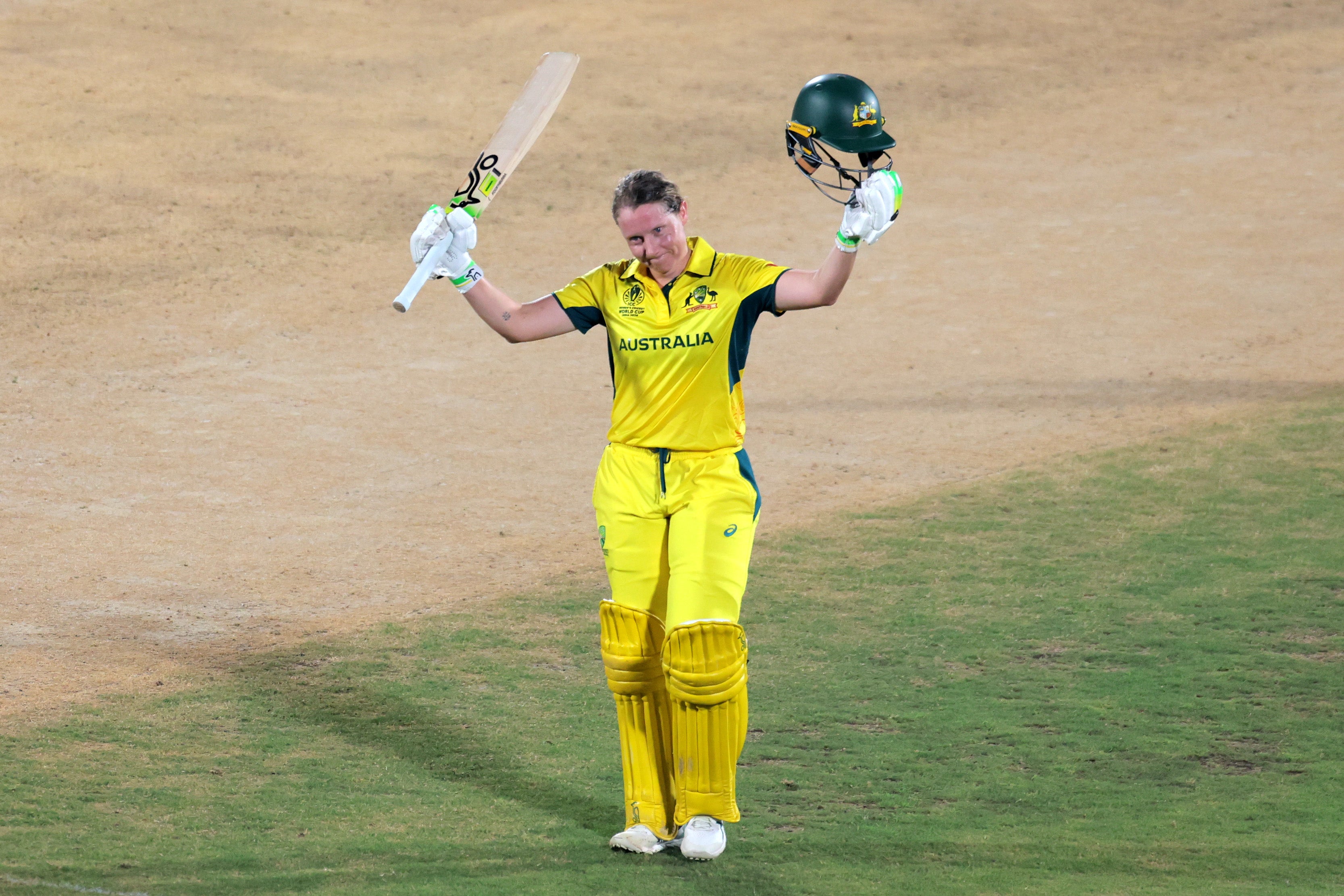 <p>Alyssa Healy celebrates her century</p>
