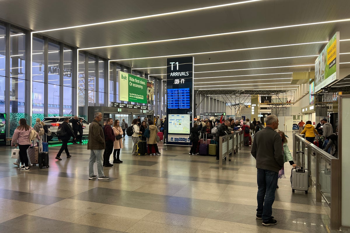 European airport faces hour-long queues as EU entry-exit system starts