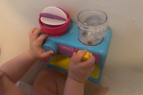 best gifts for two-year-olds indybest review Tomy toomies bath barista toy set