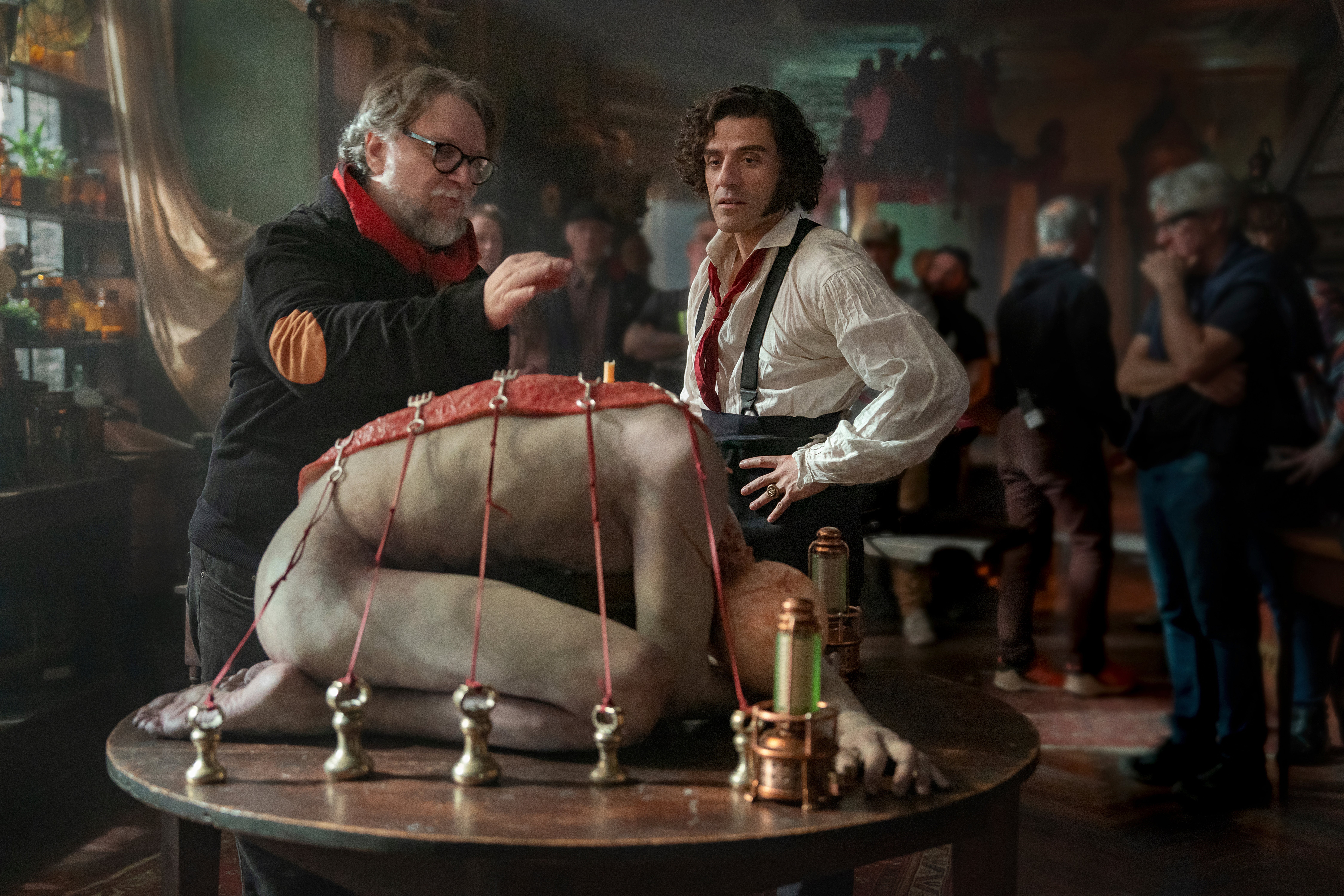 Guillermo del Toro and Oscar Isaac on the set of ‘Frankenstein’