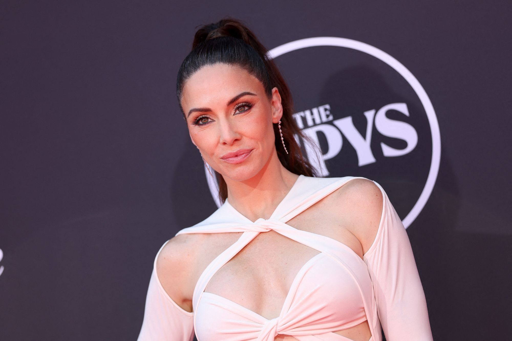 Whitney Cummings reacts to being called a ‘sellout’ for being in Riyadh Comedy Festival