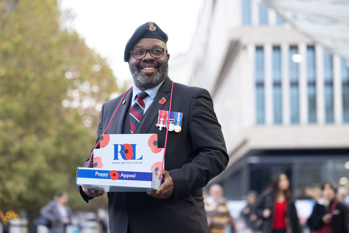 Free rail travel to be offered to veterans for remembrance services