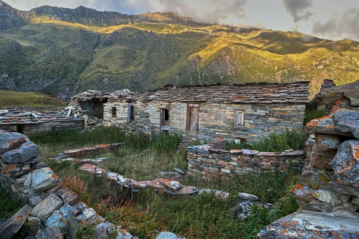 Villagers return to abandoned Himalayan homes after 60 years