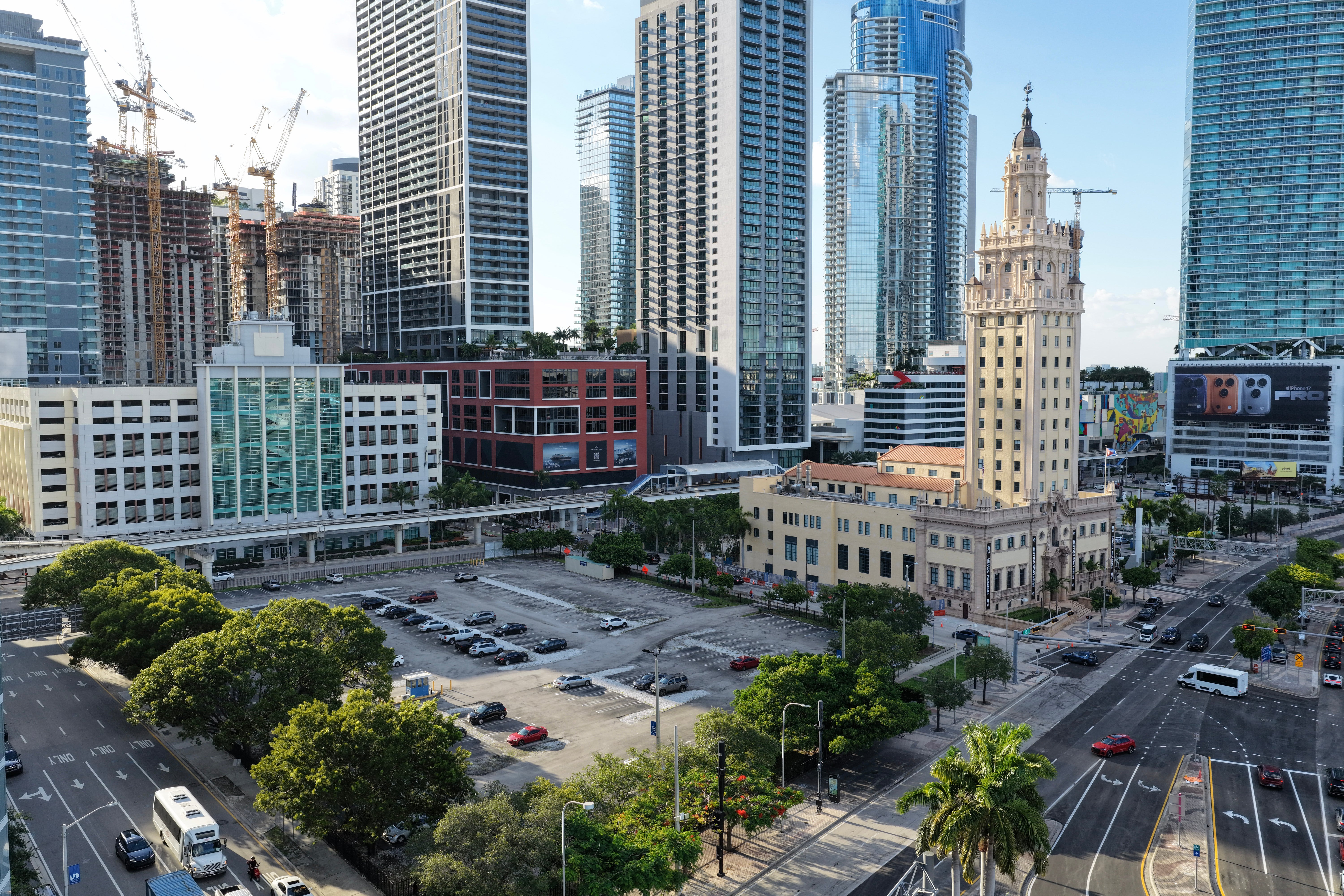 A judge temporarily blocked a Miami college from transferring land to the state of Florida that is planned to be used for President Donald Trump’s presidential library