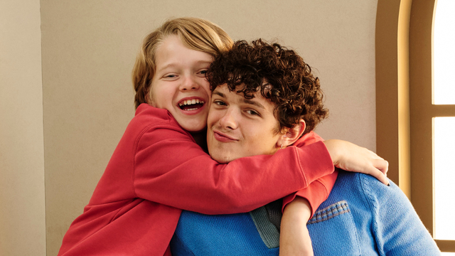 <p>Jacobi Jupe says he was left 'bawling' by brother Noah’s performance in Hamnet</p>