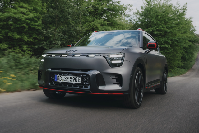 <p>The Smart #5 can charge from 10 to 80 per cent in under 18 minutes – though no public UK charging point can handle it</p>