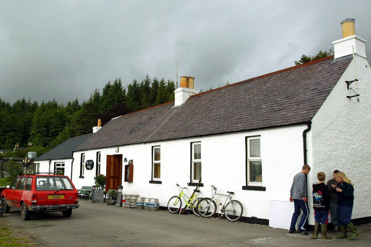 UK's most remote pub cancels Harry Potter party after JK Rowling backlash