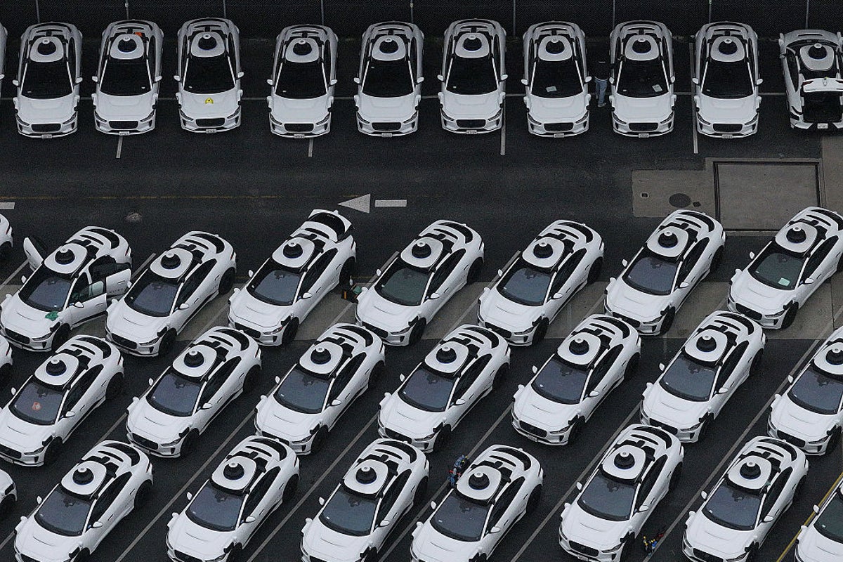 Waymo launches robotaxi service in London 