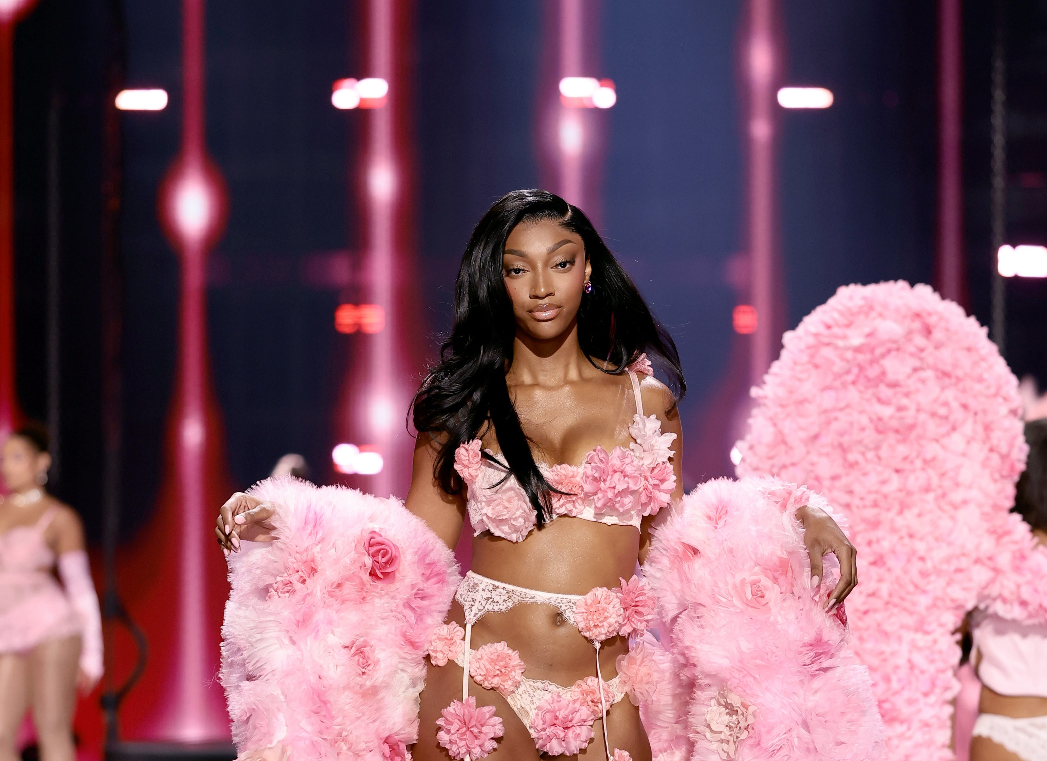 <p>Angel Reese walks the runway for Victoria's Secret Fashion Show 2025</p>
