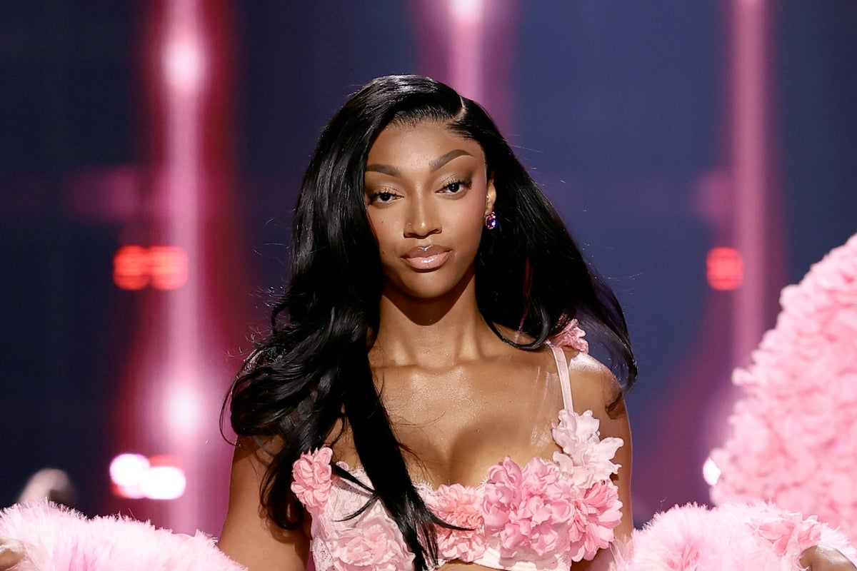 WNBA star Angel Reese steals the spotlight as first pro athlete to walk Victoria’s Secret Fashion Show WNBA star Angel Reese steals the spotlight as first pro athlete to walk Victoria’s Secret Fashion Show