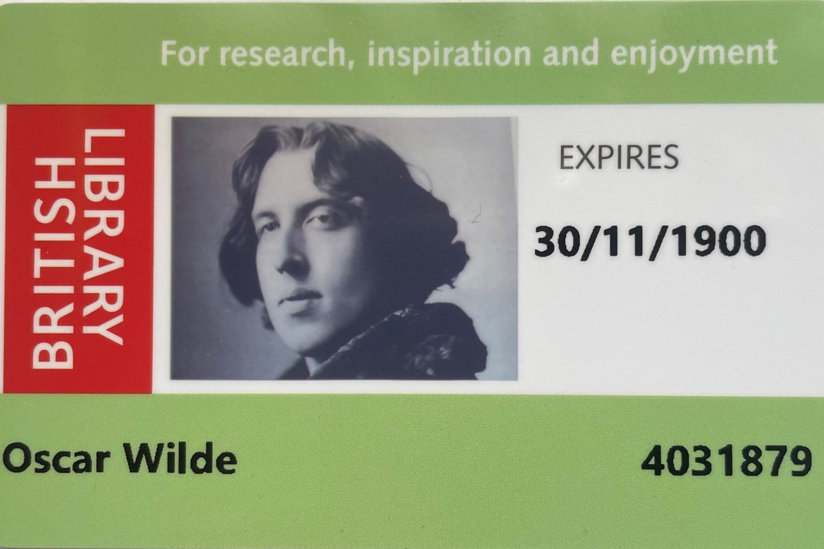 Oscar Wilde's library card reissued 130 years after it was revoked