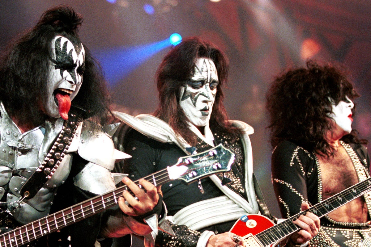 Kiss founding member Ace Frehley reportedly on life support, weeks after canceling tour dates over health issues