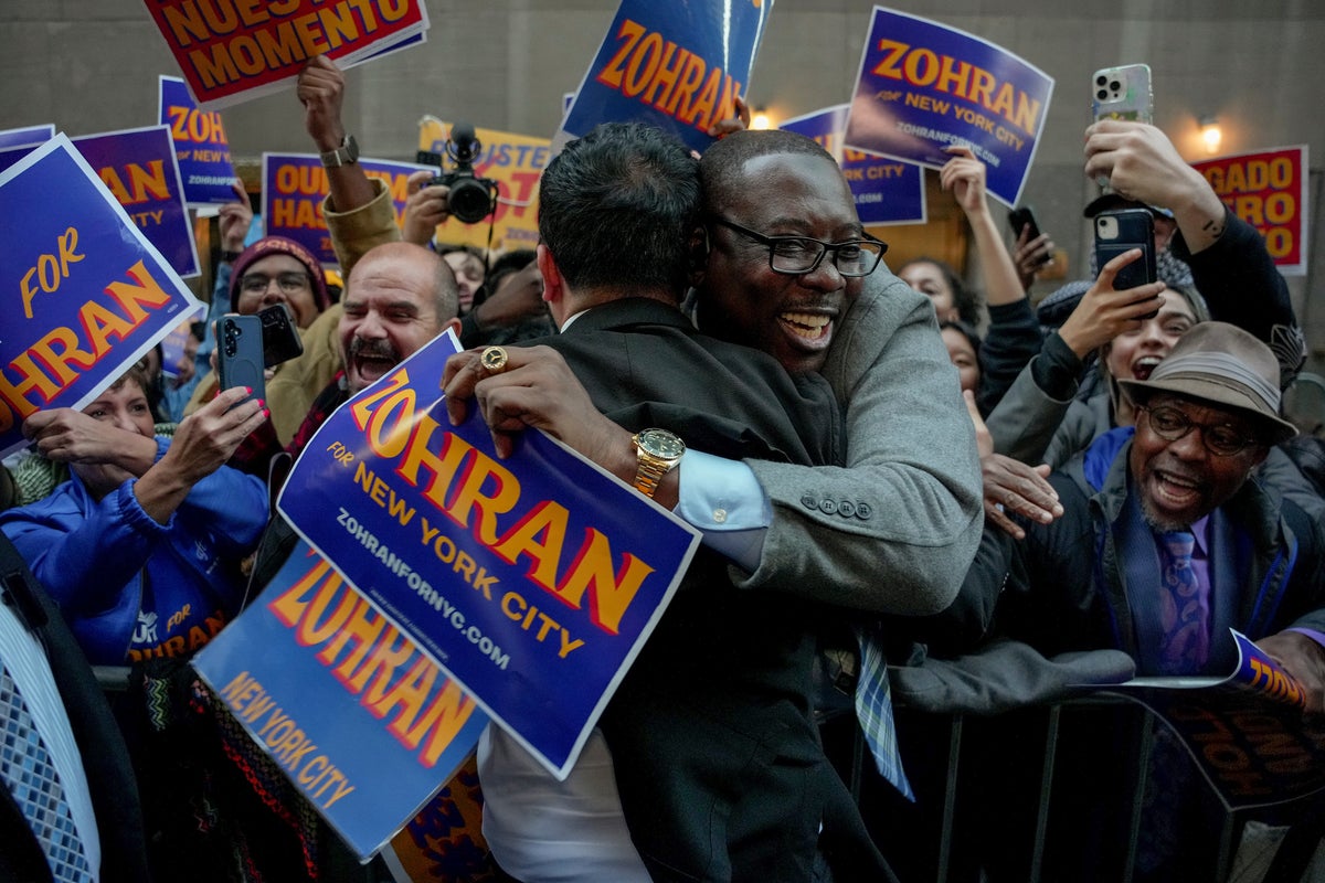 Photos of the first New York City mayoral debate between Mamdani, Cuomo ...