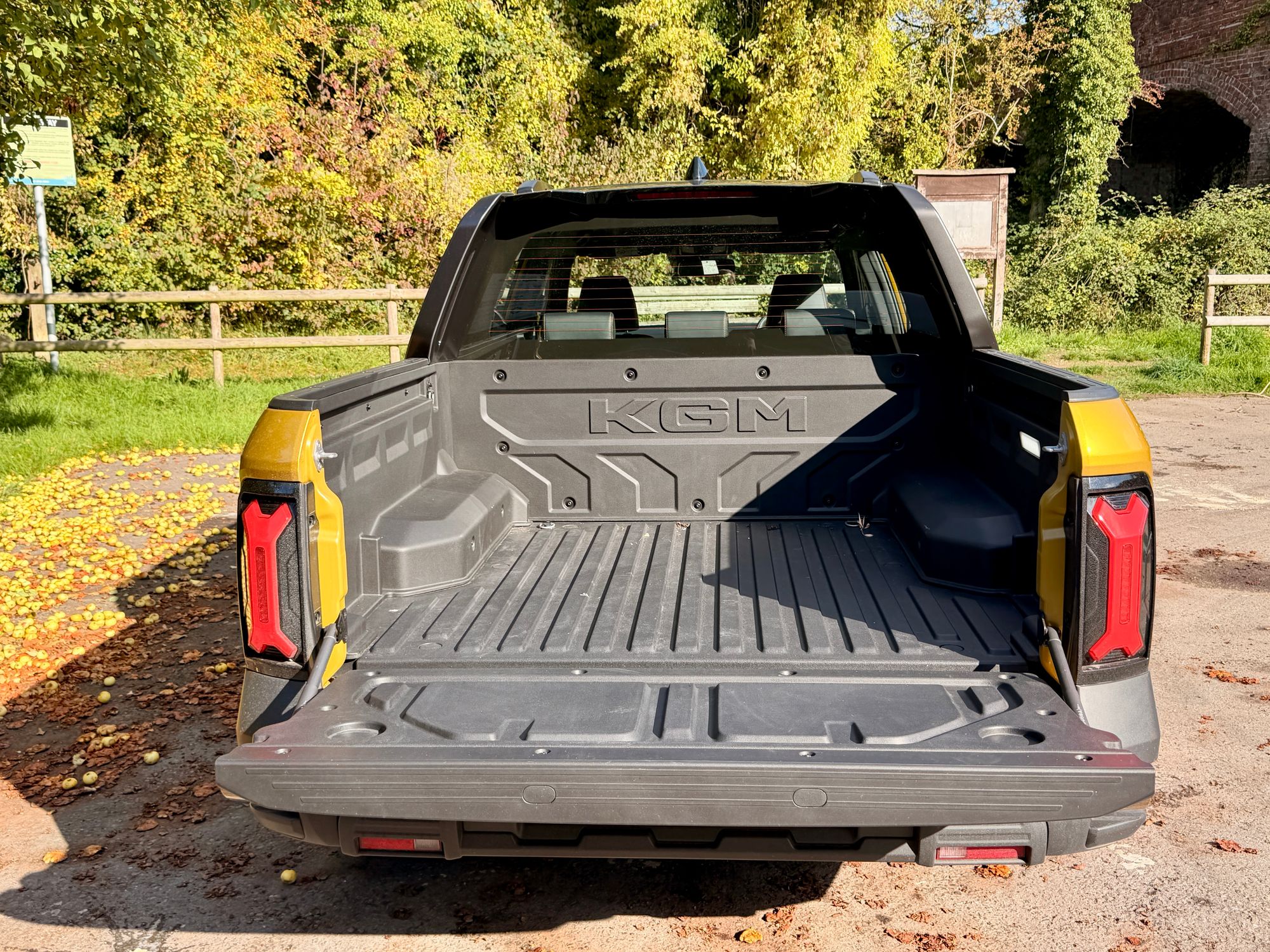 The load space in the KGM Musso EV may not take as much weight as diesel pick-ups, but it's still big and easy to use