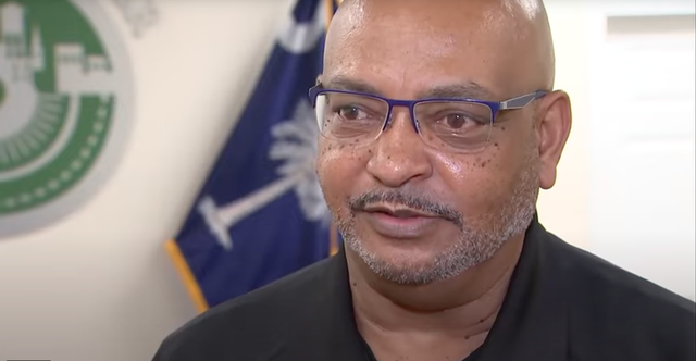 <p>Tracey Reid says that all of his White colleagues were given free food at Chick-fil-A where he was forced to pay</p>