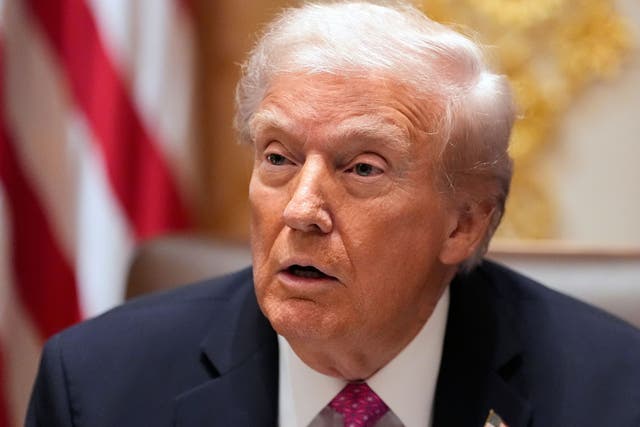 <p>El presidente Donald Trump dice palabrotas en directo durante una importante reunión con el presidente ucraniano Volodymyr Zelensky</p>