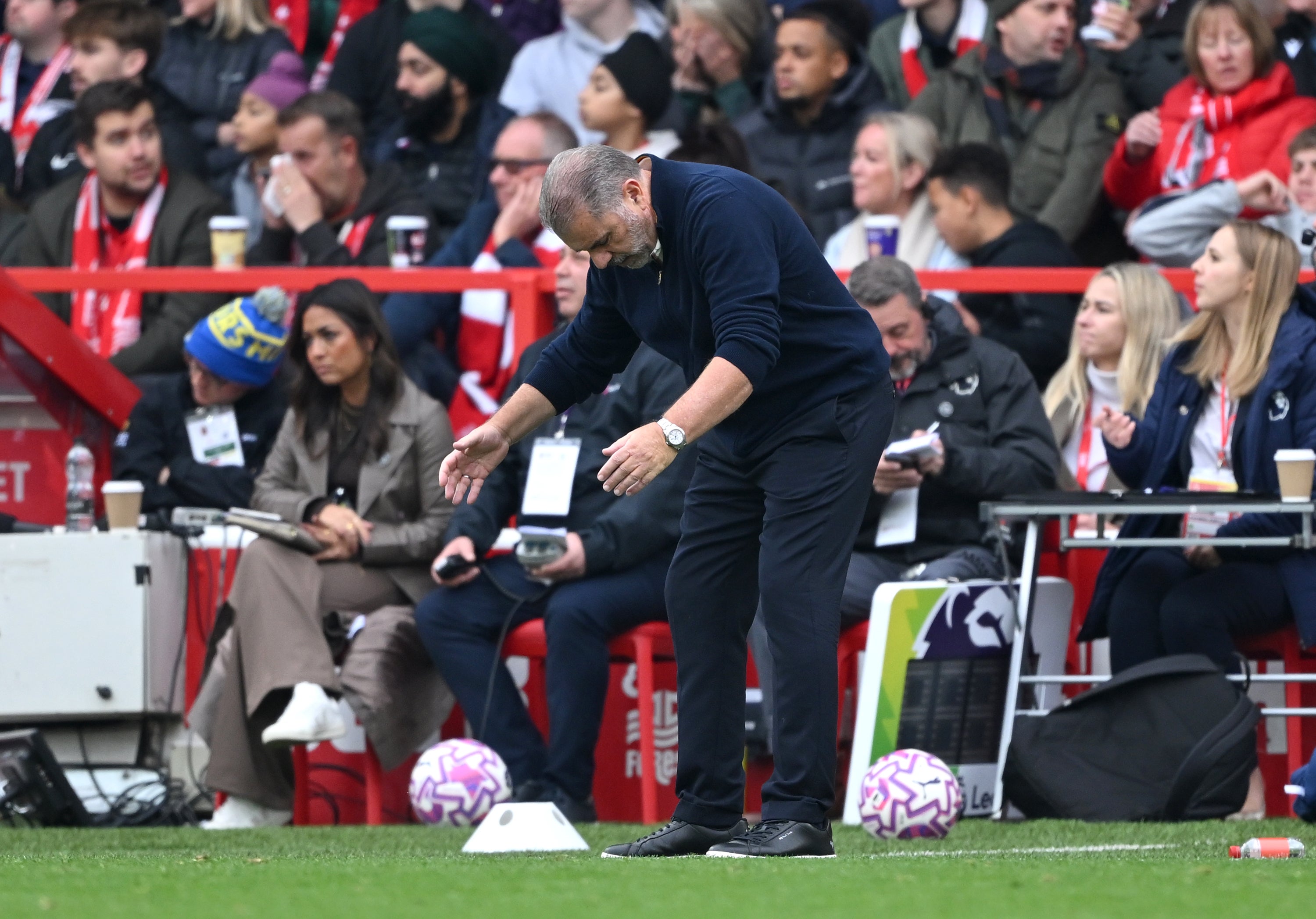 Forest prometeu uma mudança de estilo, mas marcou apenas um gol na Premier League em cinco jogos sob o comando de Postecoglou