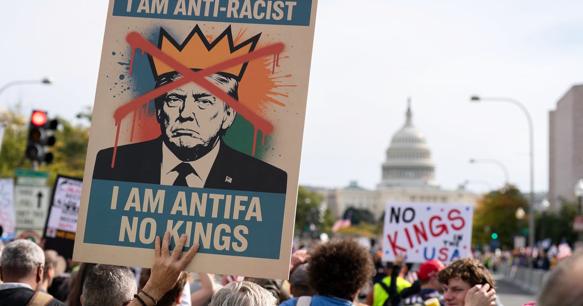 No Kings' protests pass in festival atmosphere as an estimated 7 million  across US rally against Trump's 'authoritarianism' | The Independent