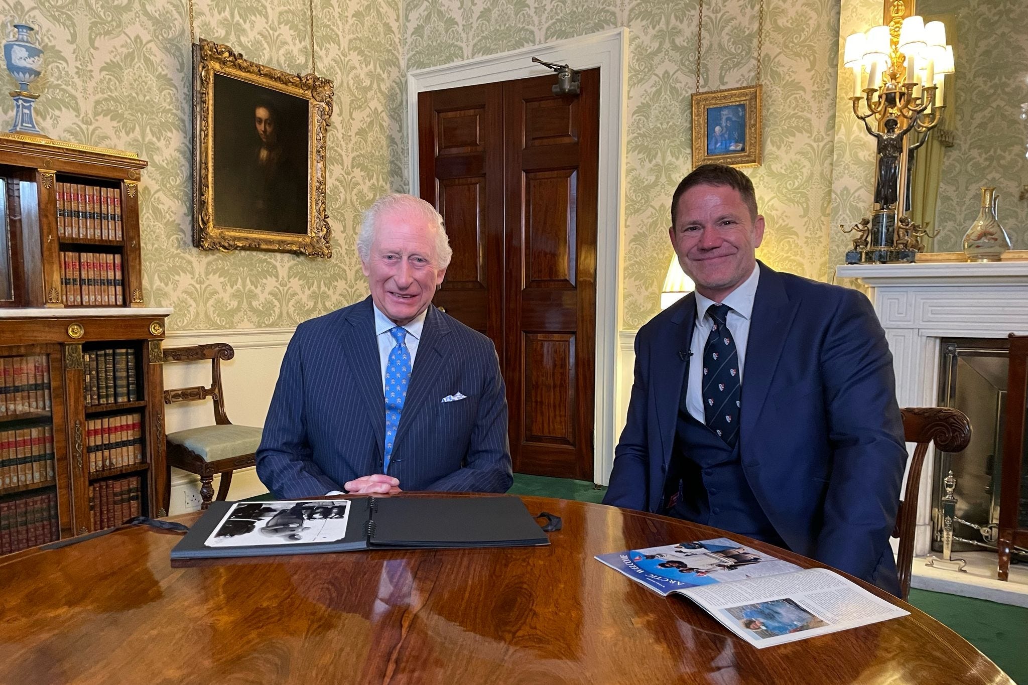 Steve Backshall with the King at Buckingham Palace (Buckingham Palace)