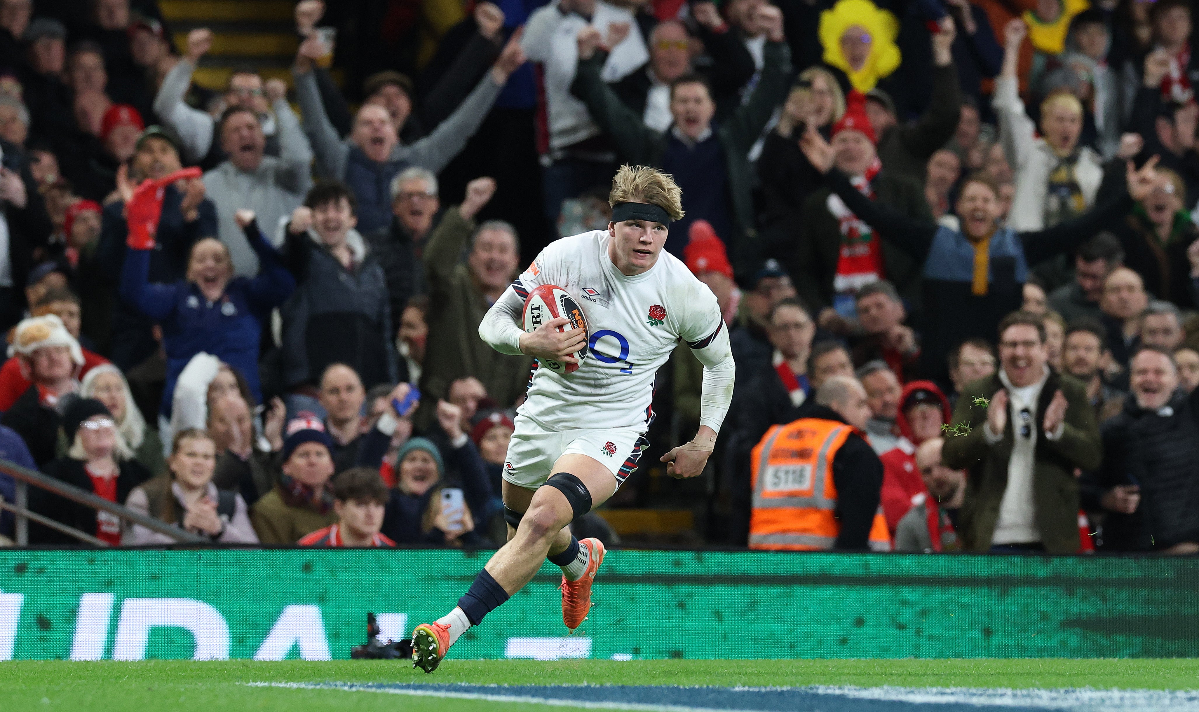 Henry Pollock debutó ante Gales en el Seis Naciones