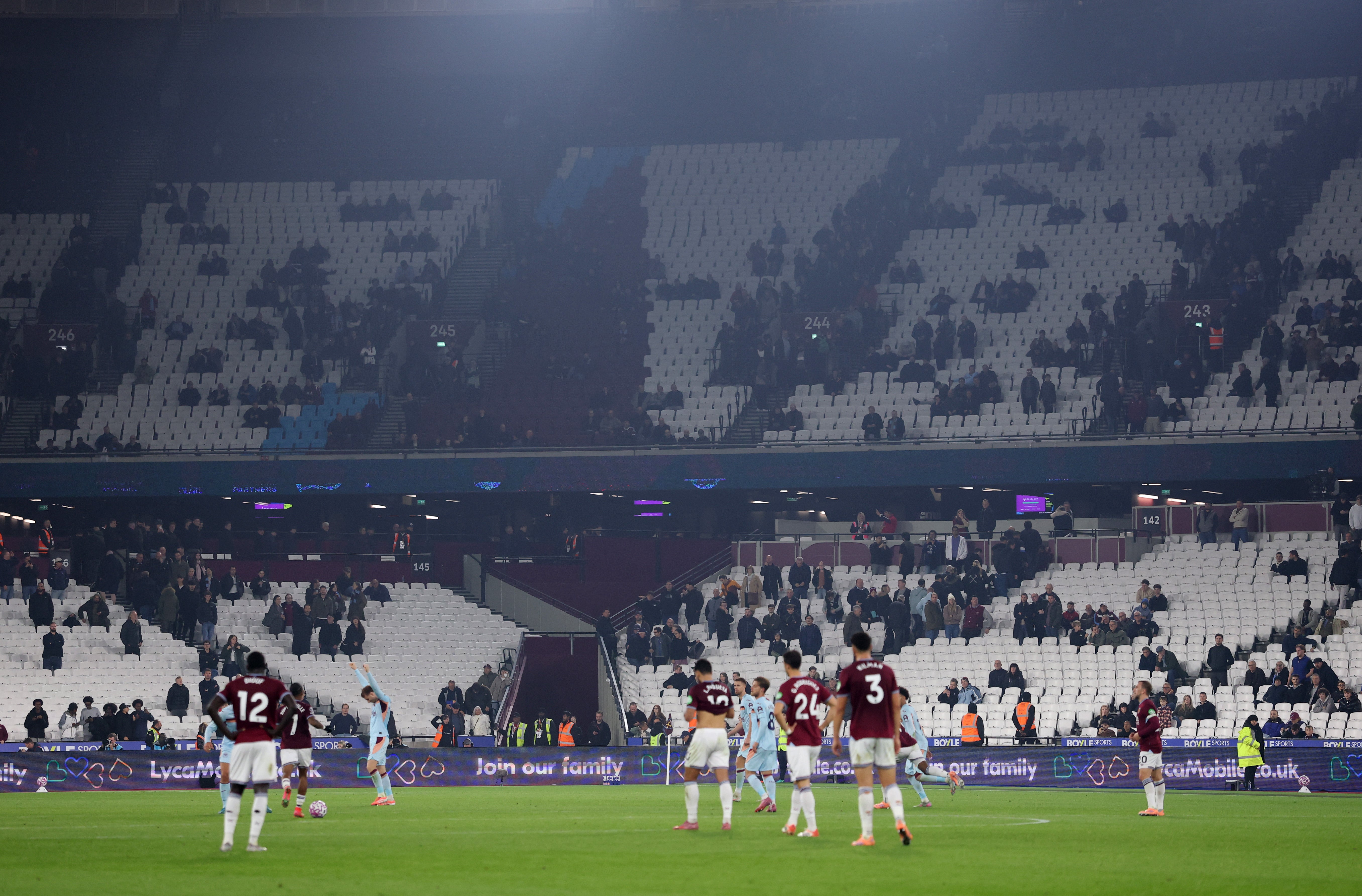 West Ham Fans Boycott Amid Record Four-Game Home Loss Streak