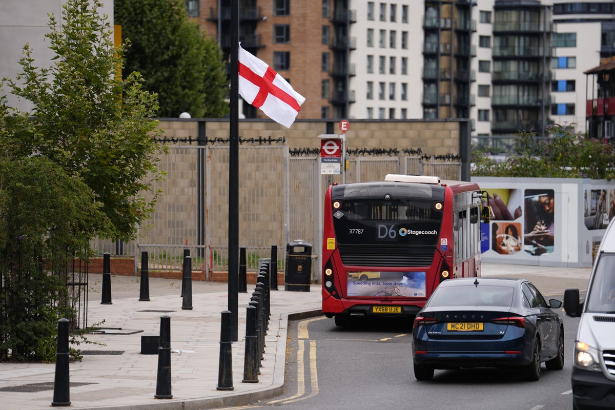 Met Police Ban UKIP Protest in Tower Hamlets Over Serious Disorder Fears