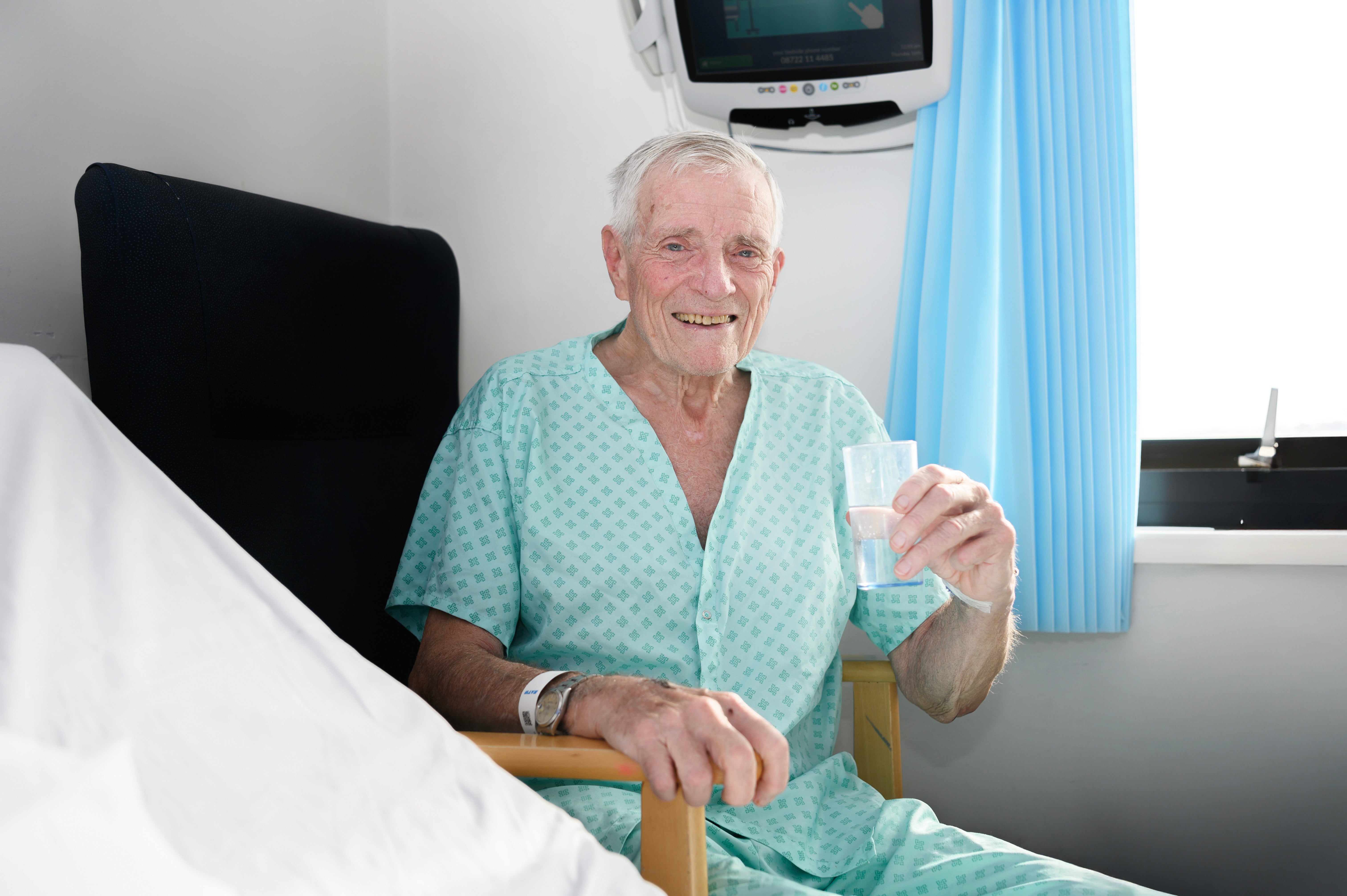 First NHS liver cancer patient receives pioneering ultrasound treatment