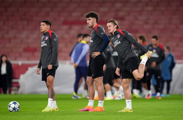 <p>Atletico Madrid's Nahuel Molina, Matteo Ruggeri and Conor Gallagher during a training session</p>