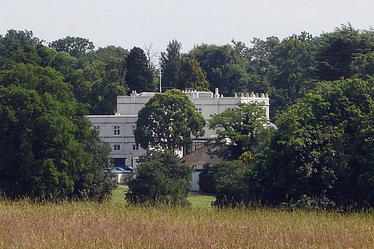 Inside Royal Lodge, Prince Andrew's 30-room mansion