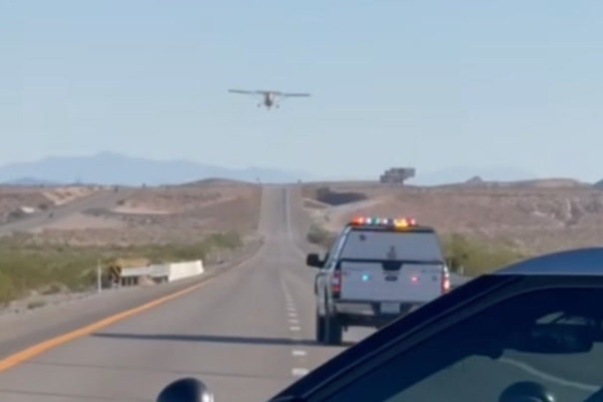 Plane forced into emergency landing on Nevada road