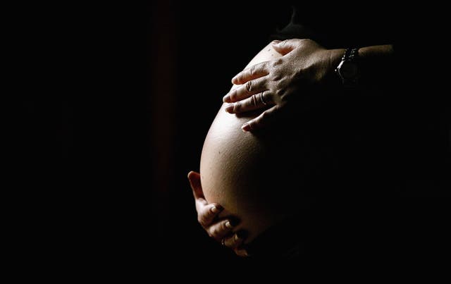 <p>During pregnancy, even short-term exposure to heat can increase the risk of severe maternal health complications</p>