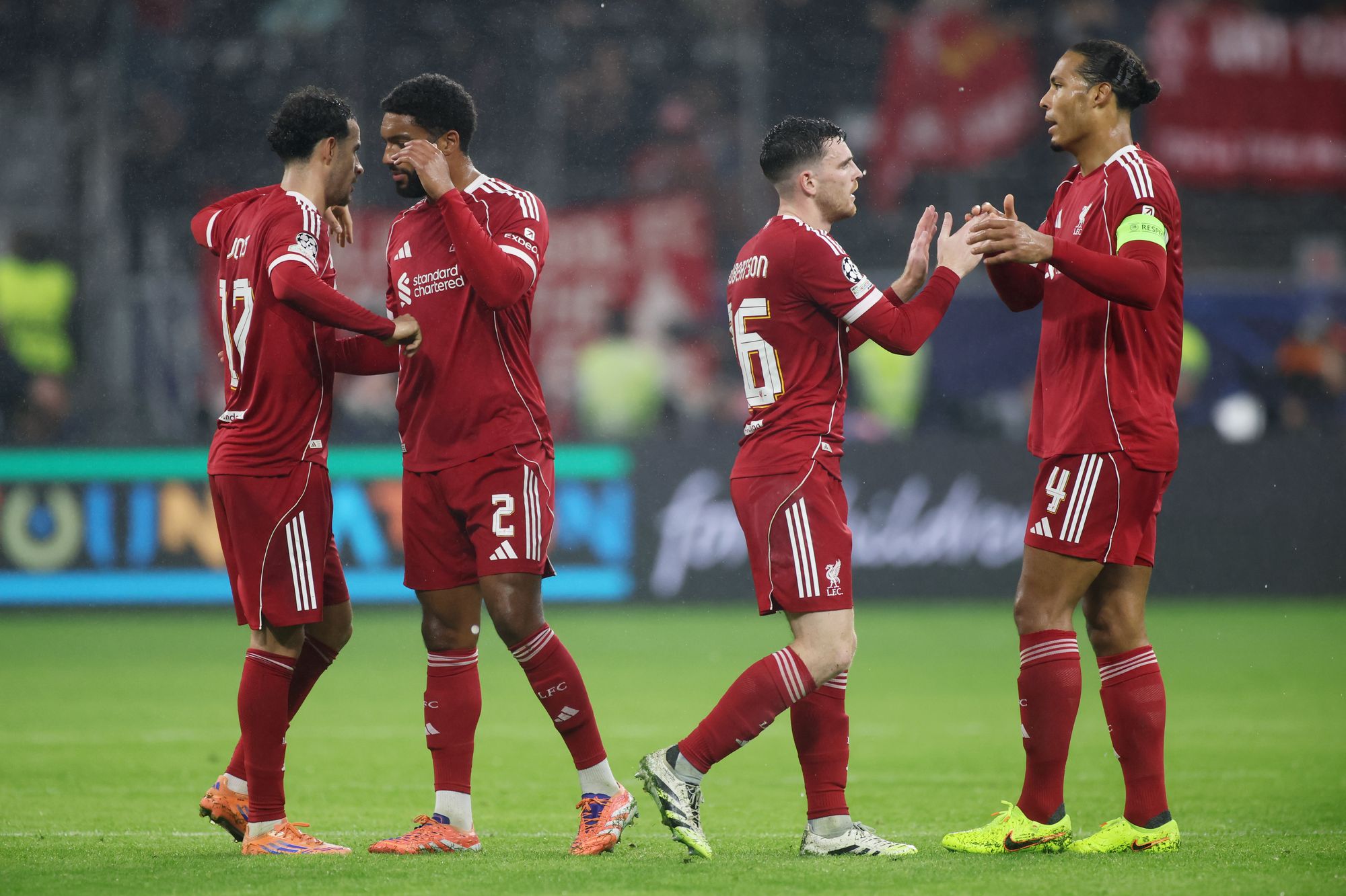 Liverpool quebrou sua seqüência de derrotas em grande estilo