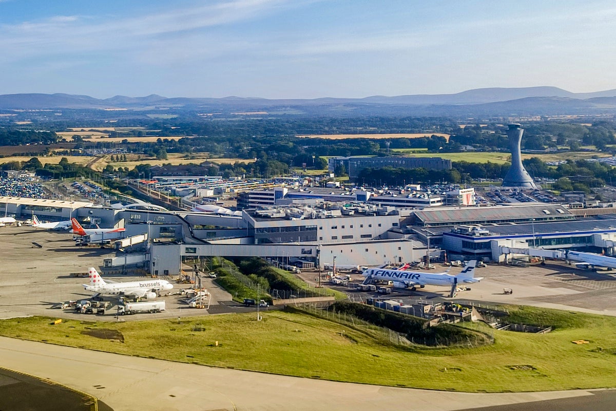 Image for Edinburgh Airport suspends all flights due to IT issue