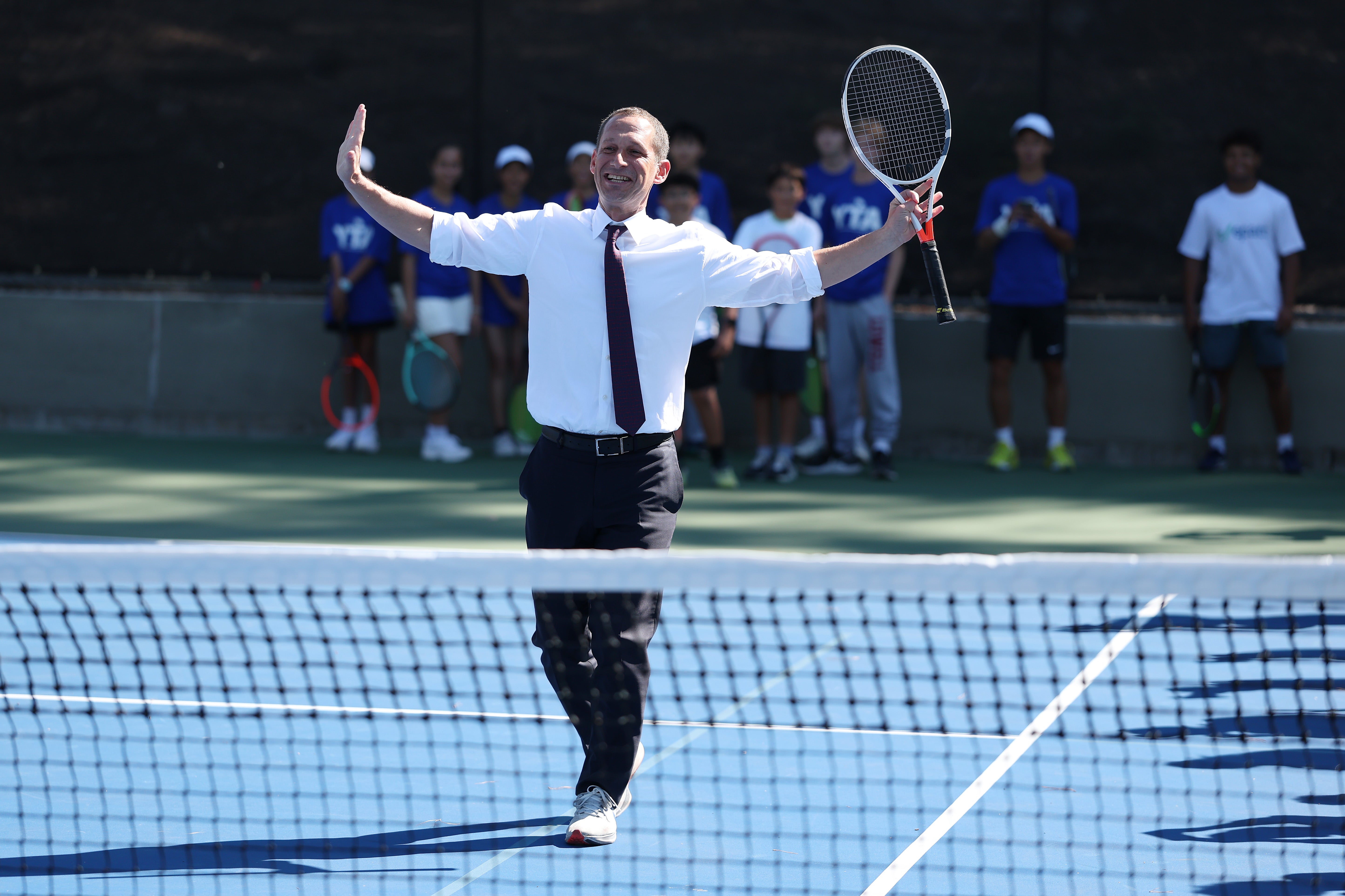 San Francisco mayor Daniel Lurie celebrates after managing, against all odds, to win a point against tennis legend Roger Federer ahead of the Laver Cup on September 16, 2025