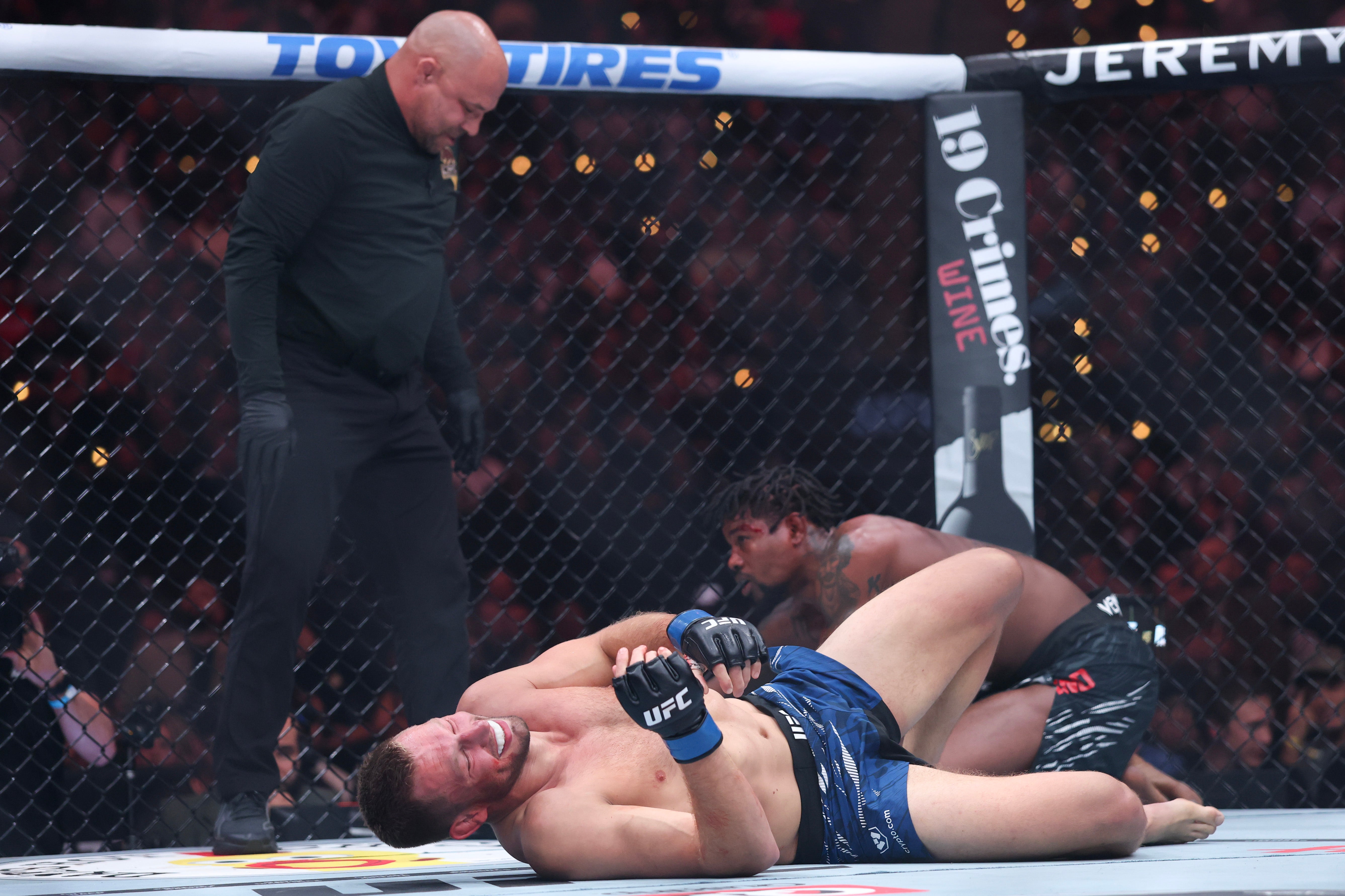 De Ridder v januári oslavuje víťazstvo nad Kevinom Hollandom