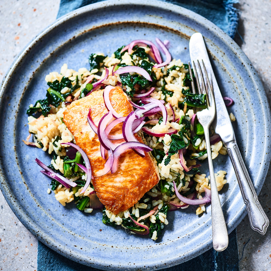 Rich in omega-3s and anti-inflammatory polyphenols, this vibrant stir-fry keeps joints supple through the cold