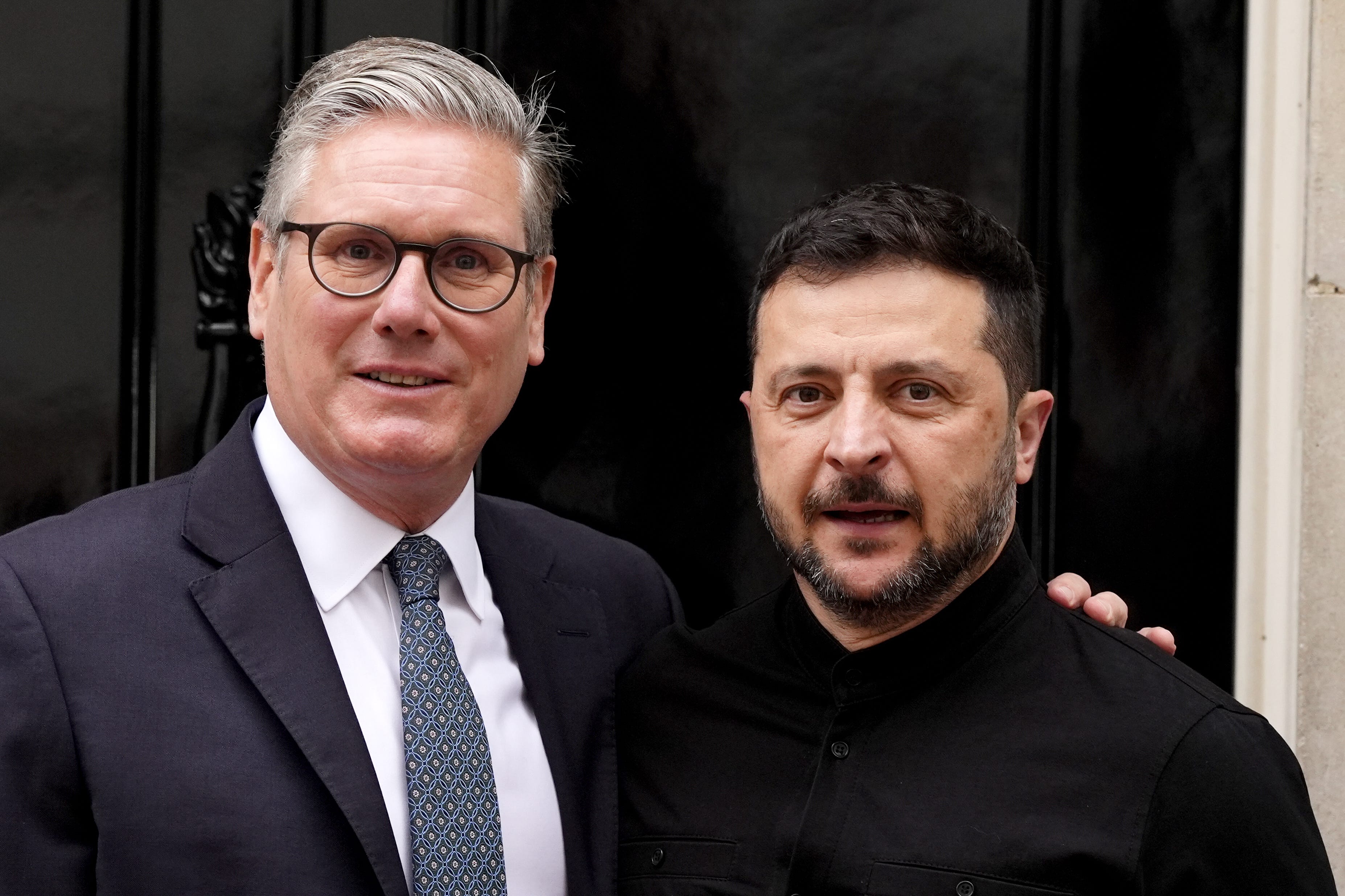Prime Minister Sir Keir Starmer and Ukrainian President Volodymyr Zelensky (Jordan Pettitt/PA)