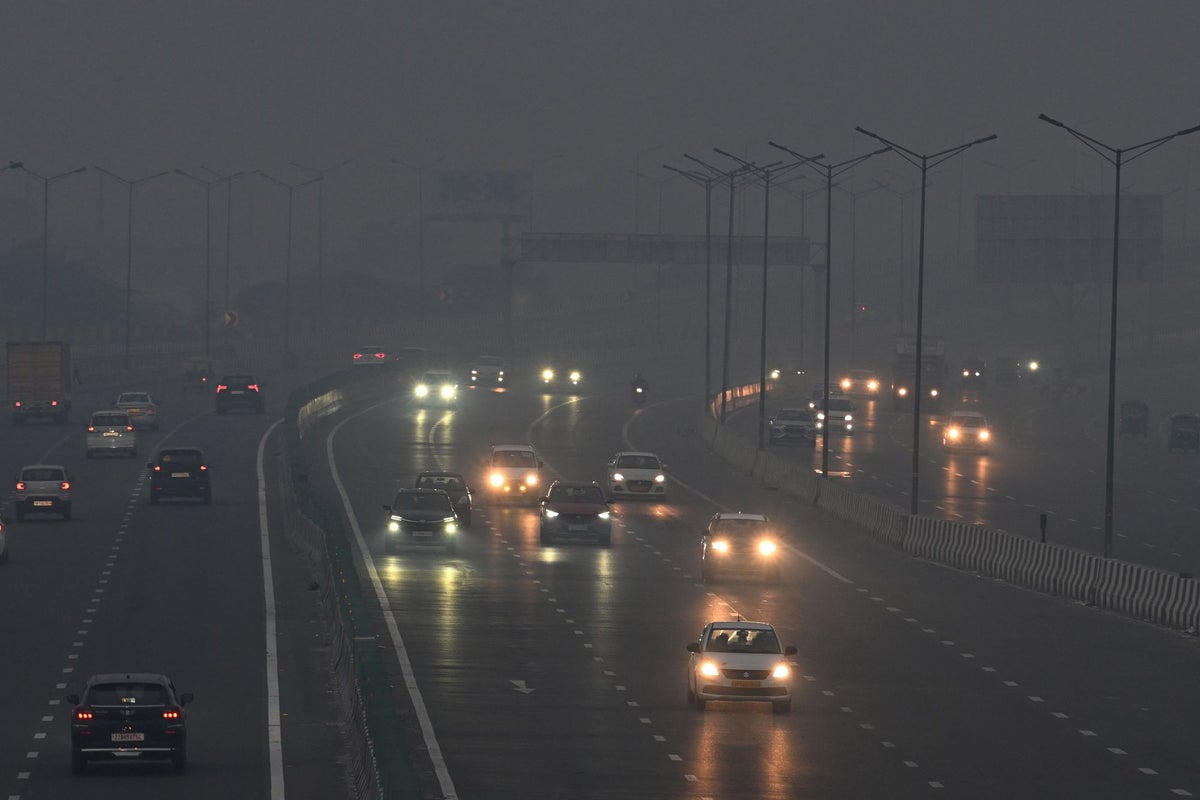 Delhi Starts Artificial Rain Trial to Combat Severe Pollution