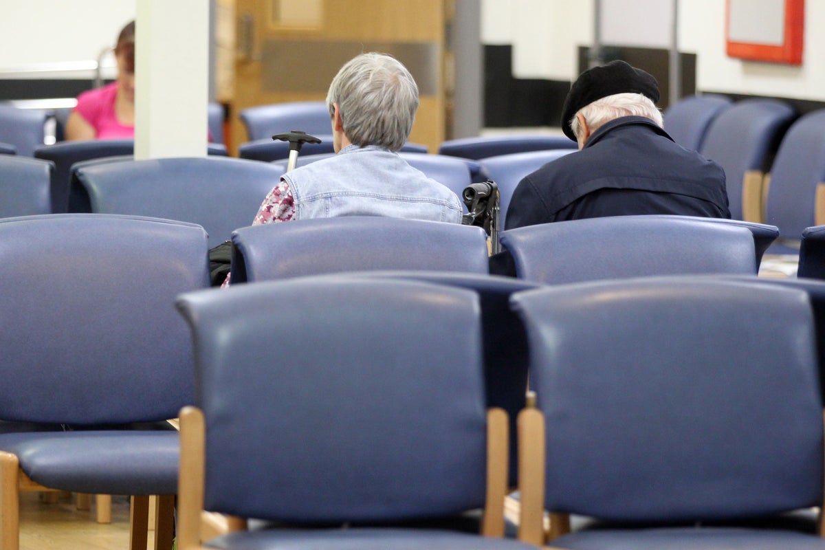 NHS England to pay hospitals to divert patients into community settings