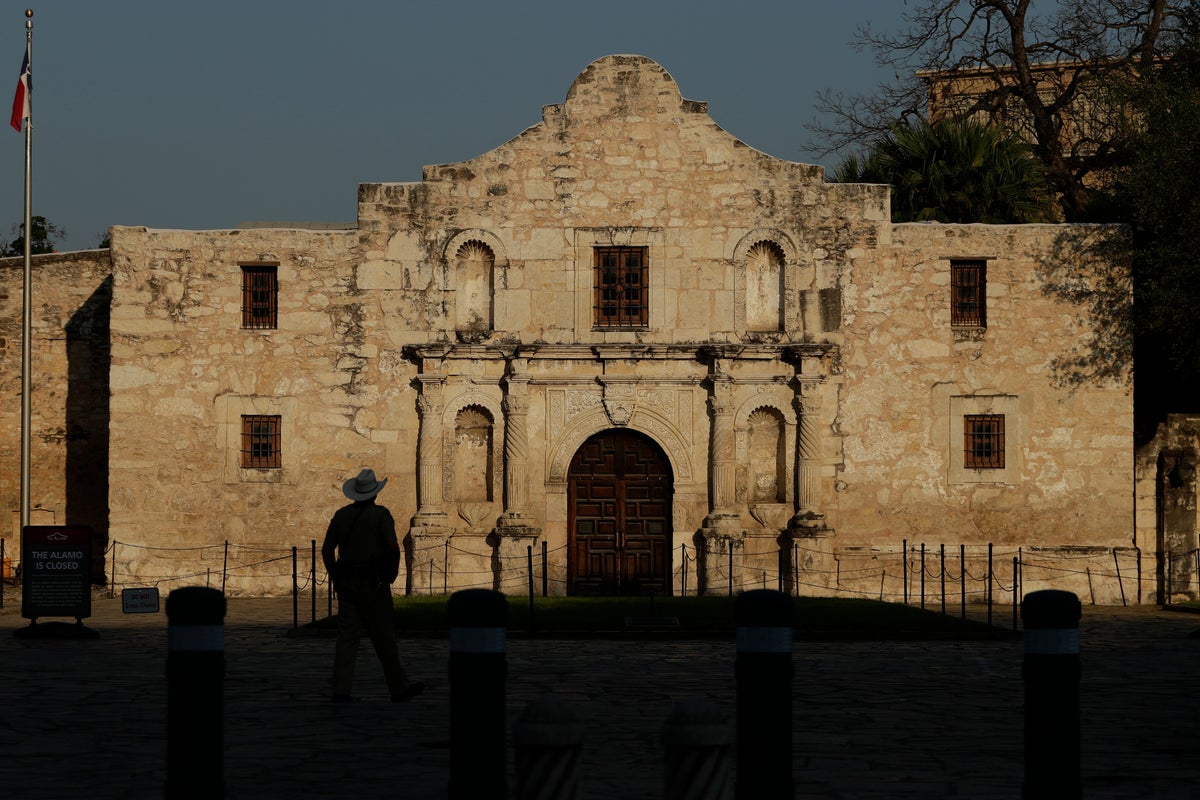 The CEO of the Alamo’s historic site has resigned after a top Texas Republican criticized her – UK Times