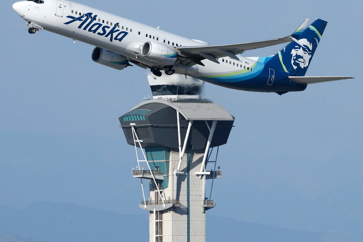 Alaska Airlines working to ‘normalize operations’ and will bring in outside experts after hundreds of flights canceled in IT outage Alaska Airlines working to ‘normalize operations’ and will bring in outside experts after hundreds of flights canceled in IT outage