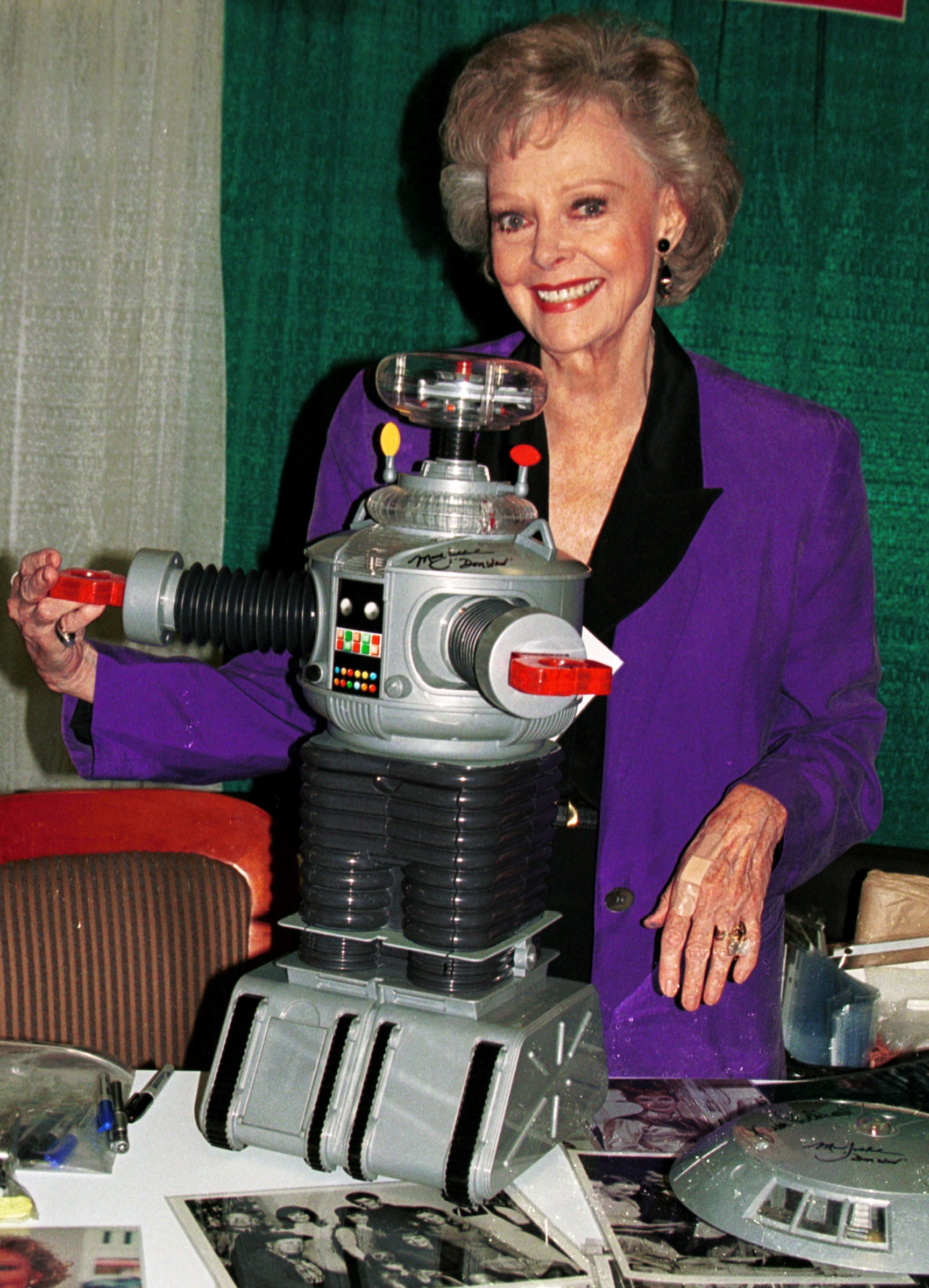 Lockhart was also known for her role as mother to the Robinson family in ‘Lost in Space’