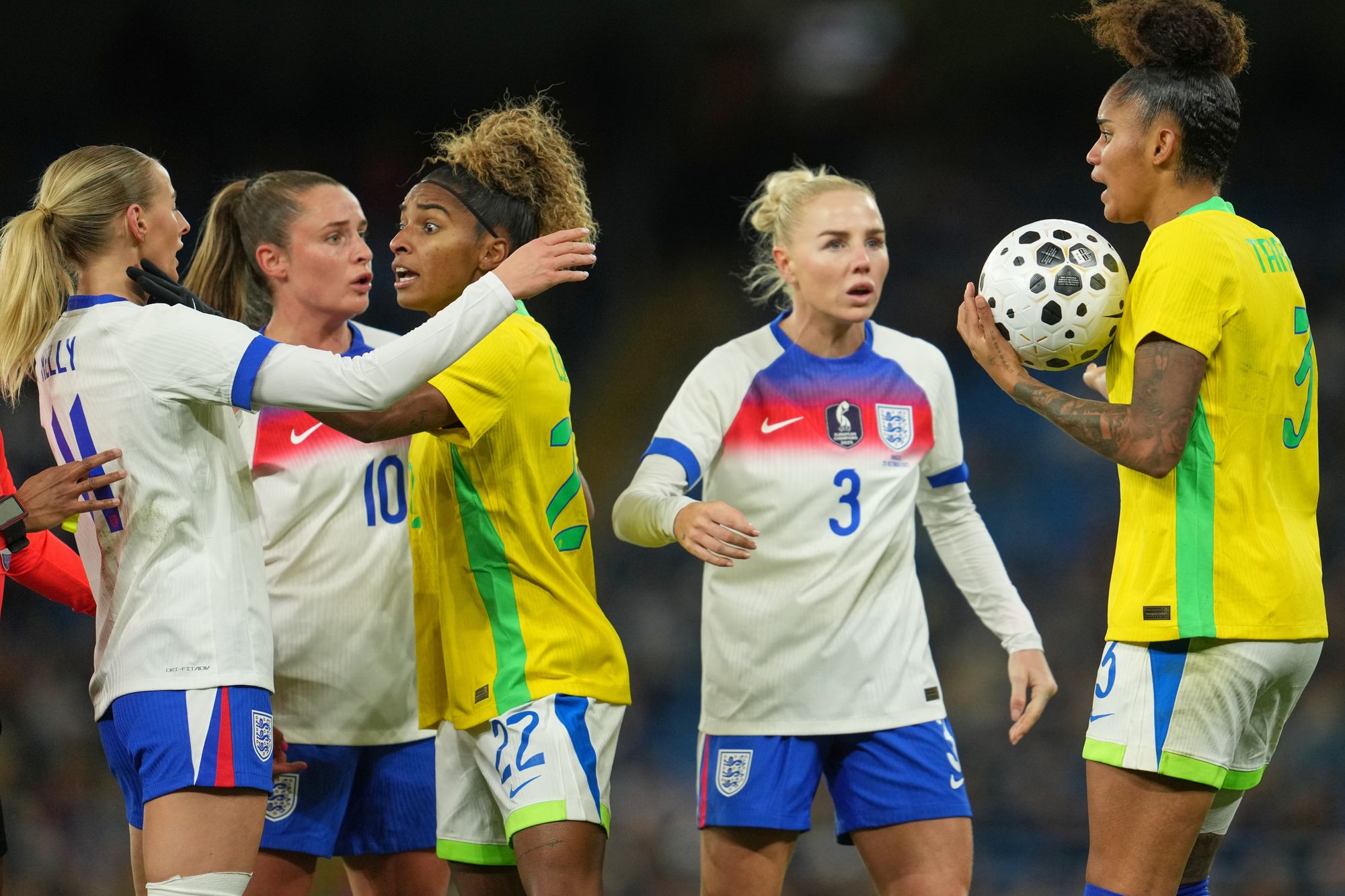 O amistoso teve vantagem quando o Brasil conquistou a vitória