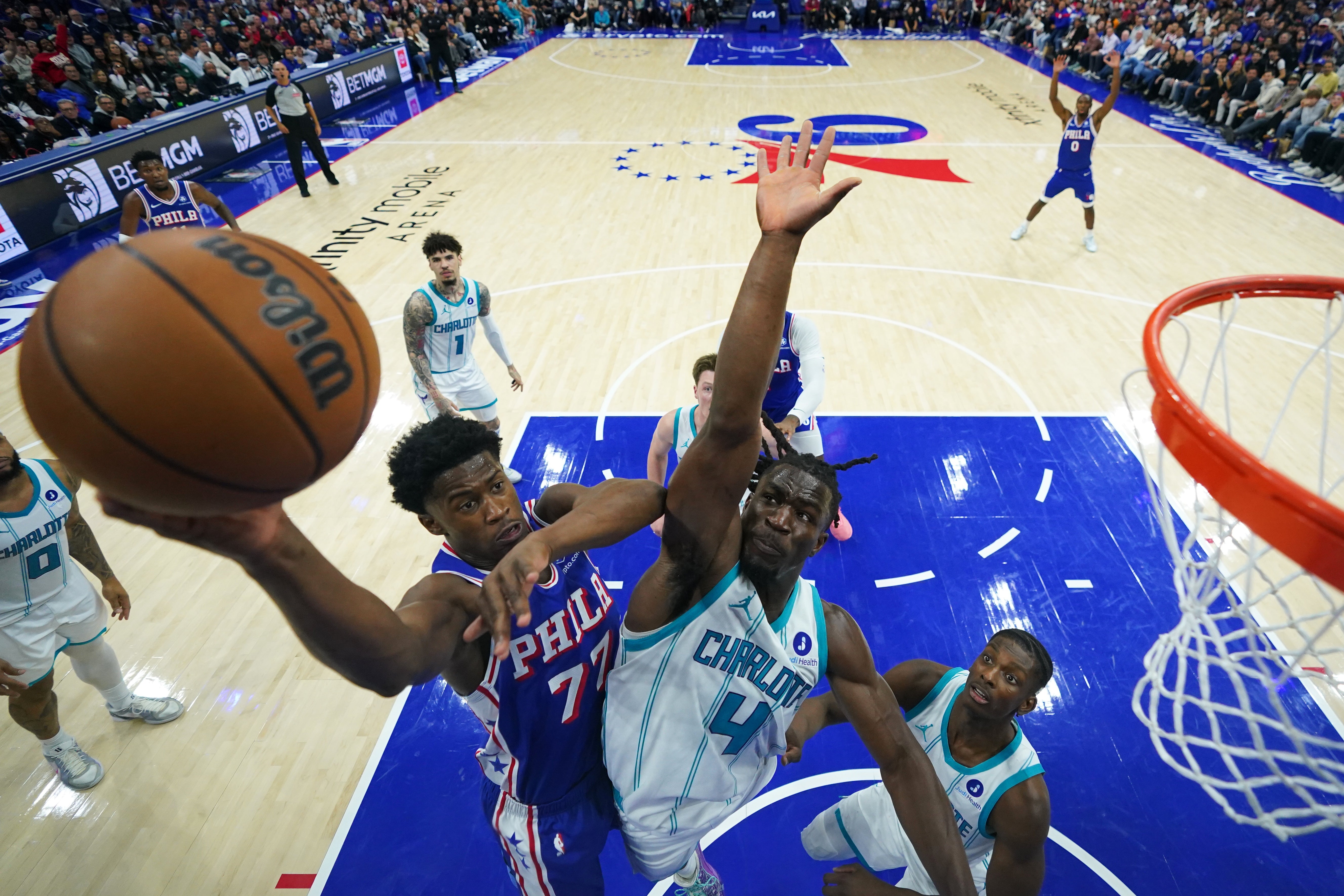 HORNETS-76ERS