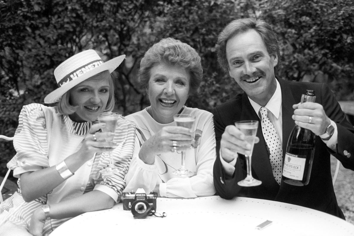 Crossroads Actor Tony Adams Dies at 84, Widely Mourned