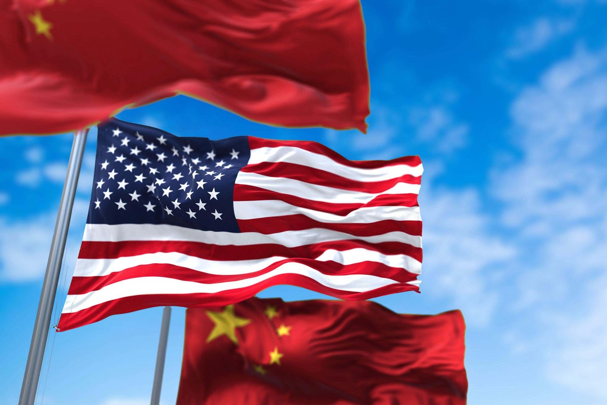 FTSE 100 at new high as banks offset weak gold and US-China talks hailed
